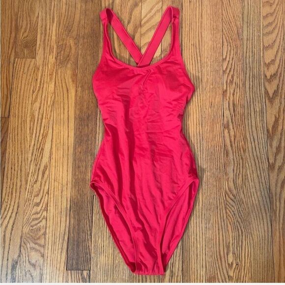 Andie The Tulum One Piece Swimsuit Cherry Red size S NWT - Picture 2 of 7